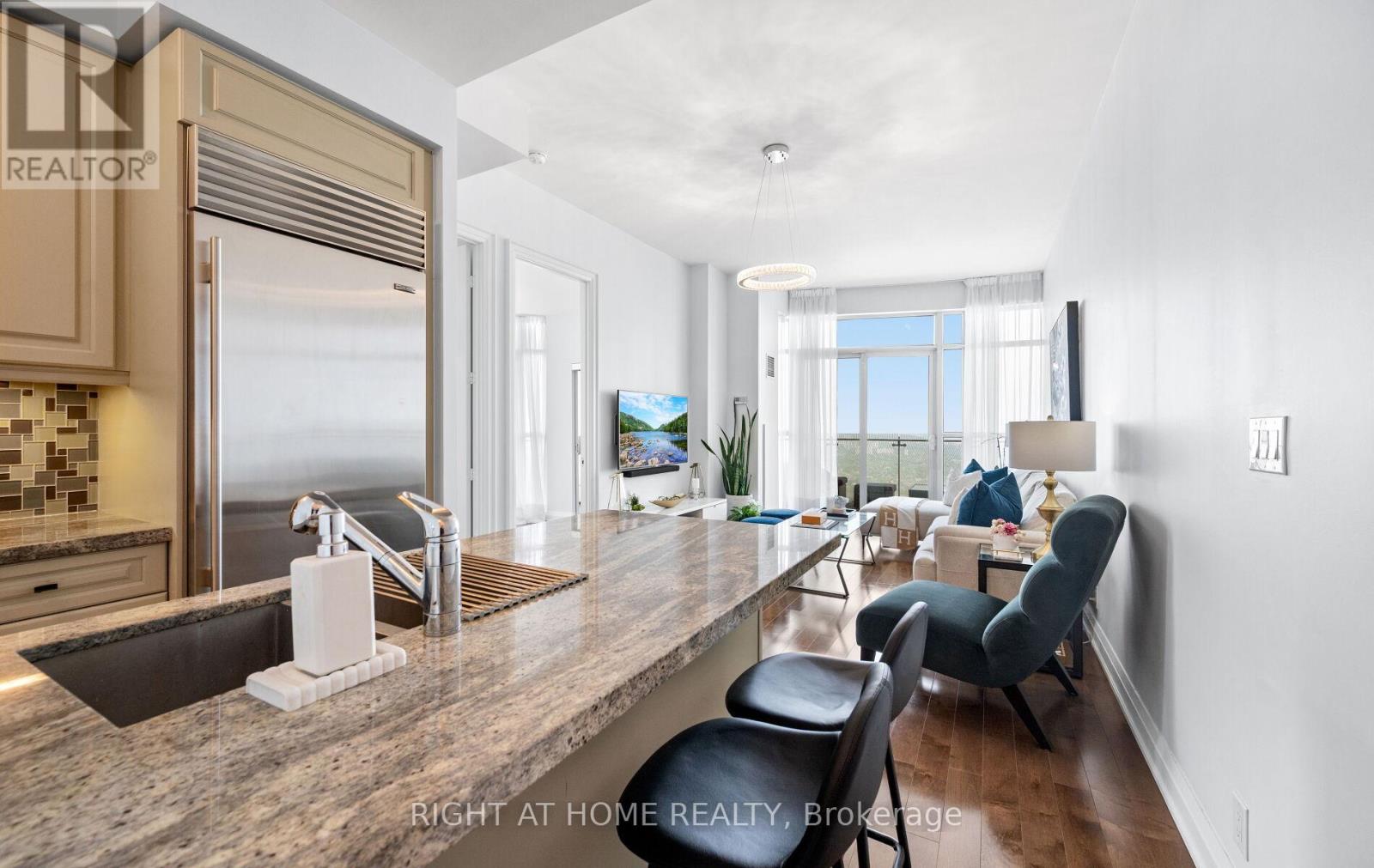 4902 Lph - 50 Absolute Avenue, Mississauga (City Centre), Ontario  L4Z 0A8 - Photo 7 - W12204433