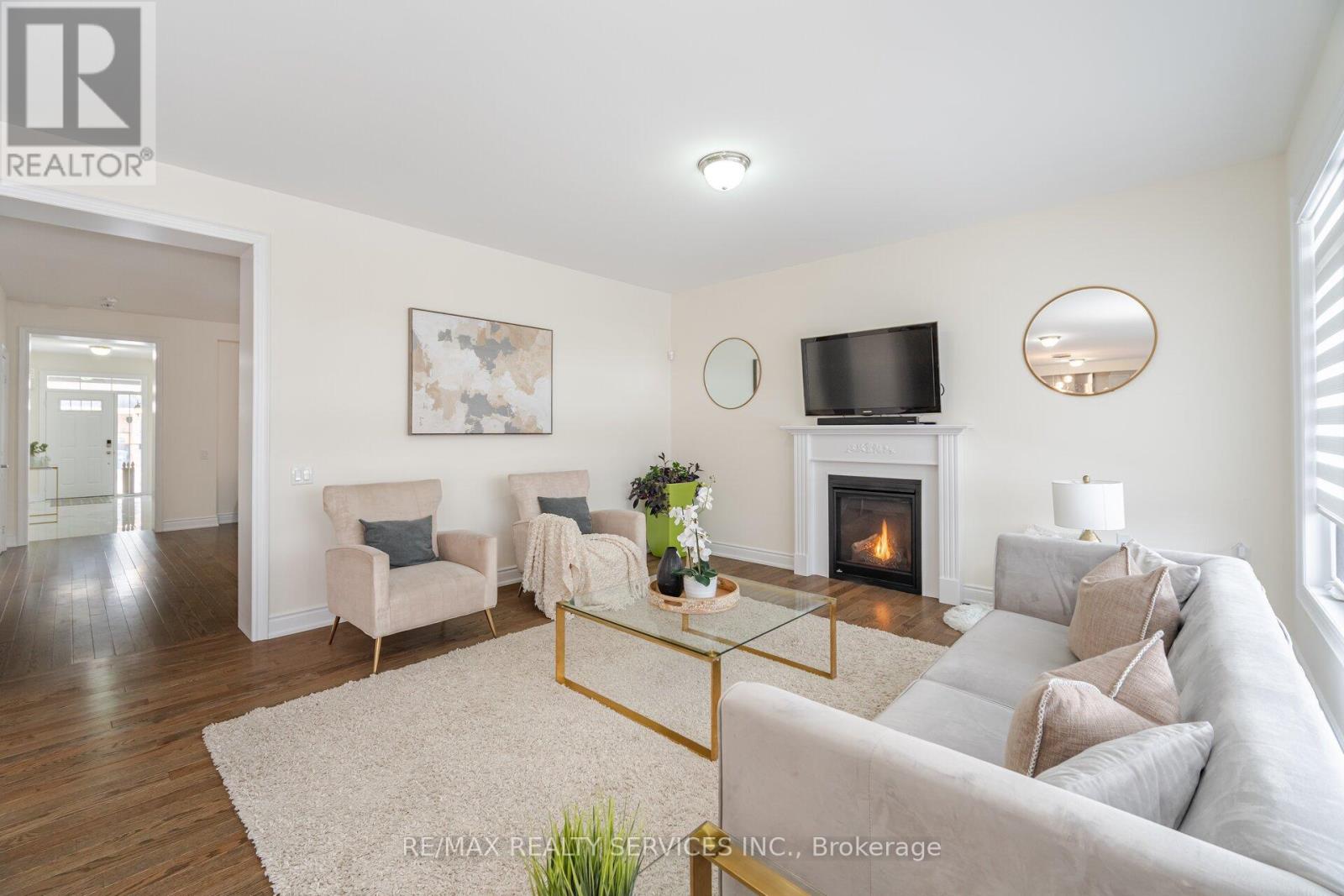 40 Portman Street, Caledon, Ontario  L7C 4E5 - Photo 19 - W12071334