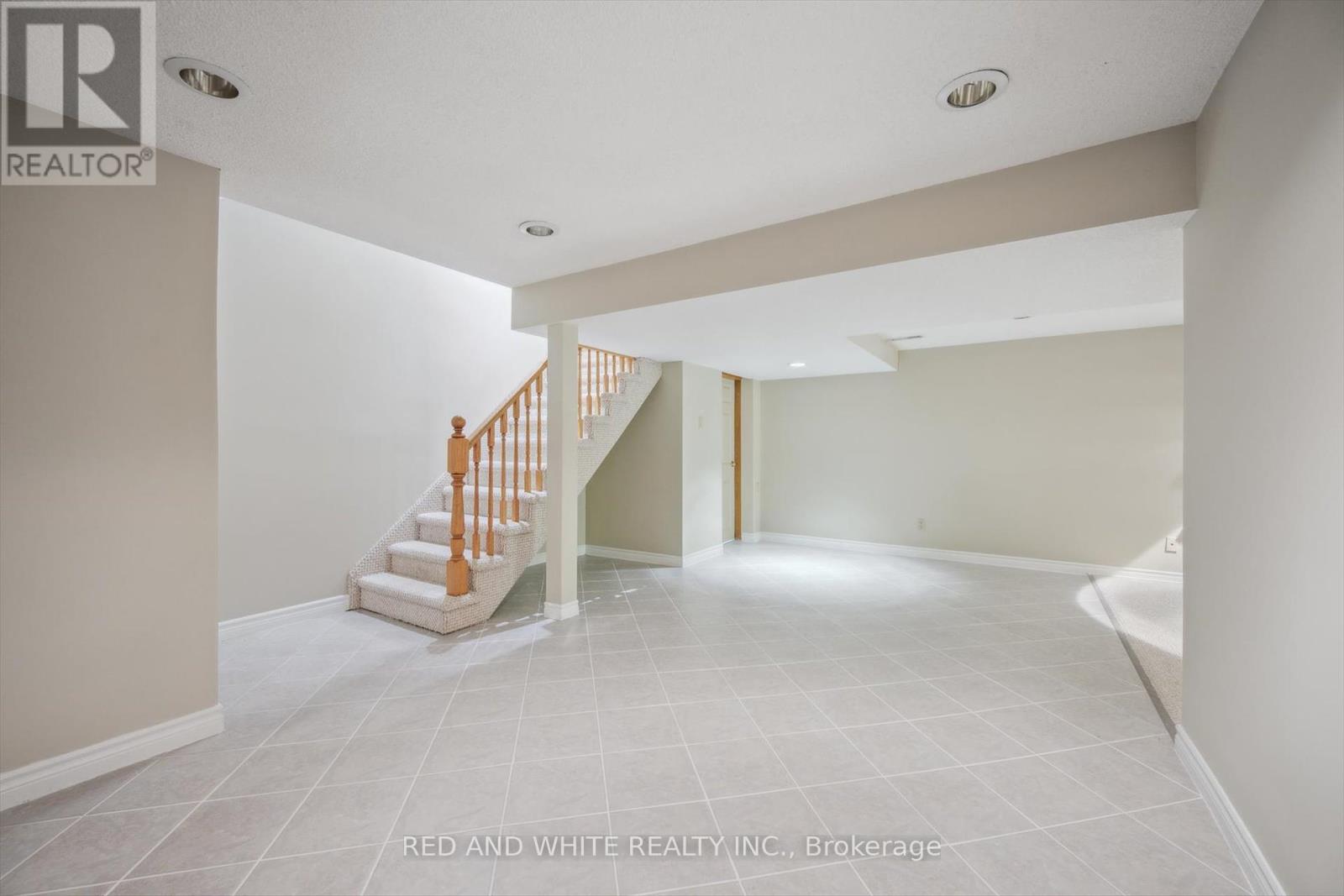 536 Oxbow Road, Waterloo, Ontario  N2K 1Y6 - Photo 26 - X12204432