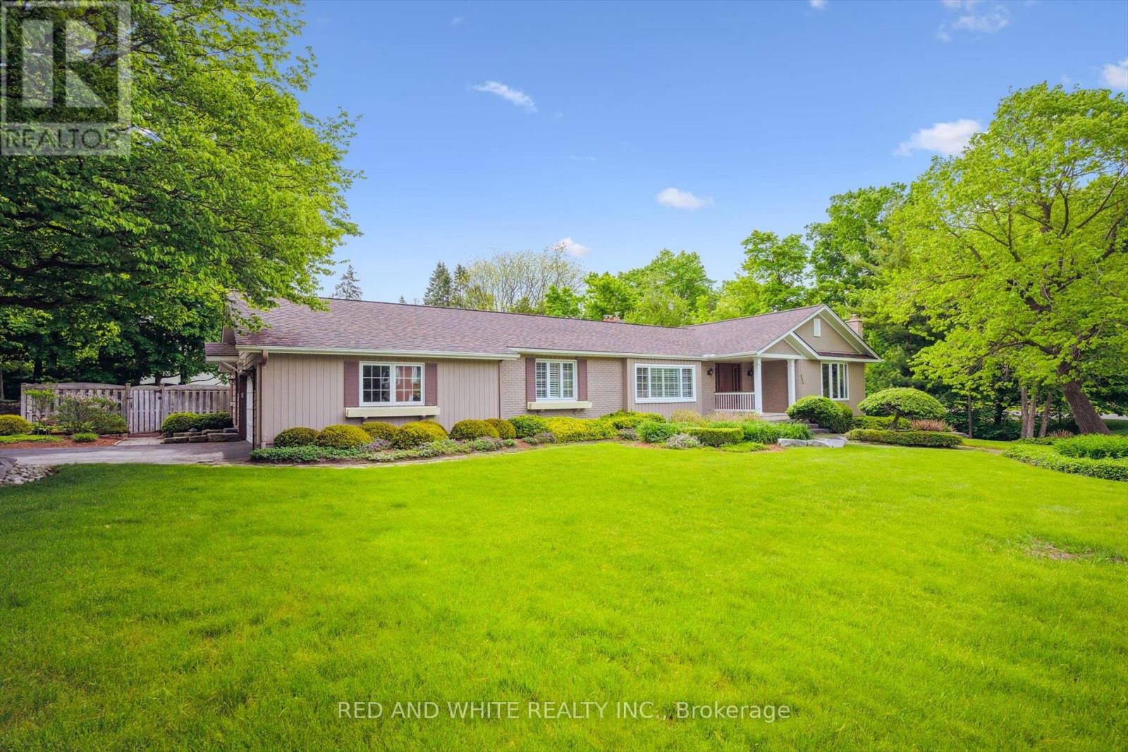 536 Oxbow Road, Waterloo, Ontario  N2K 1Y6 - Photo 5 - X12204432