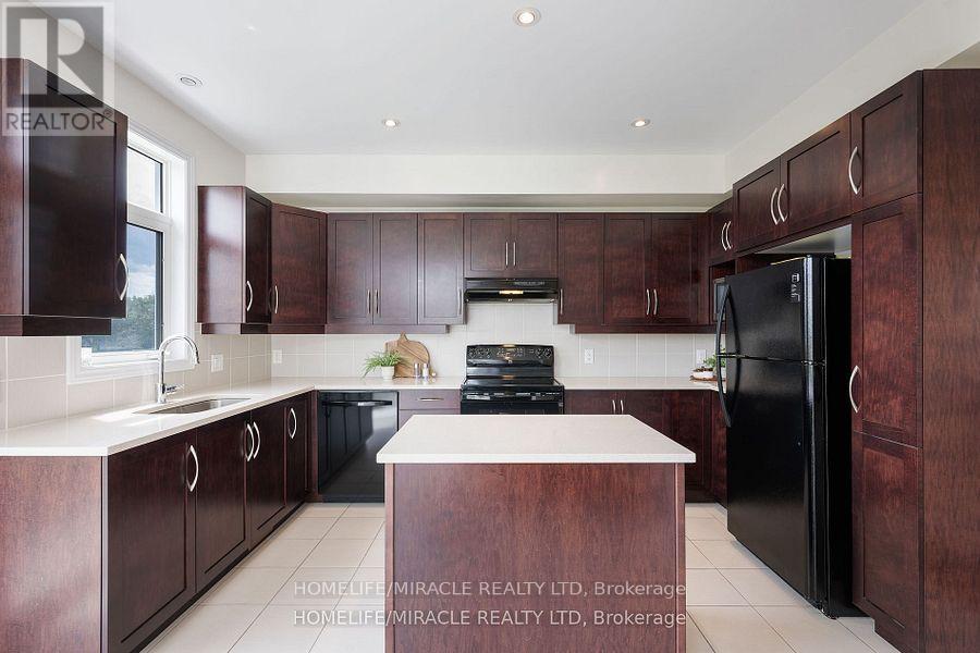 632 Bridleglen Crescent, Ottawa, Ontario  K2M 2V6 - Photo 20 - X12204441
