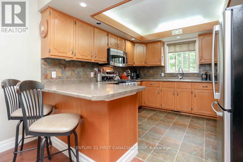 168 Forest Avenue, St. Thomas, Ontario  N5R 2K2 - Photo 15 - X12204458