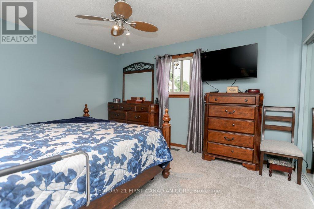168 Forest Avenue, St. Thomas, Ontario  N5R 2K2 - Photo 22 - X12204458