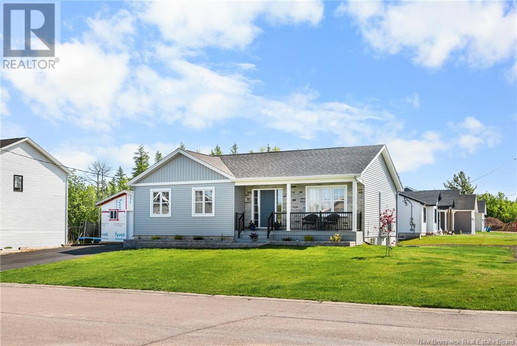Property at 11 Joanne Street image 4