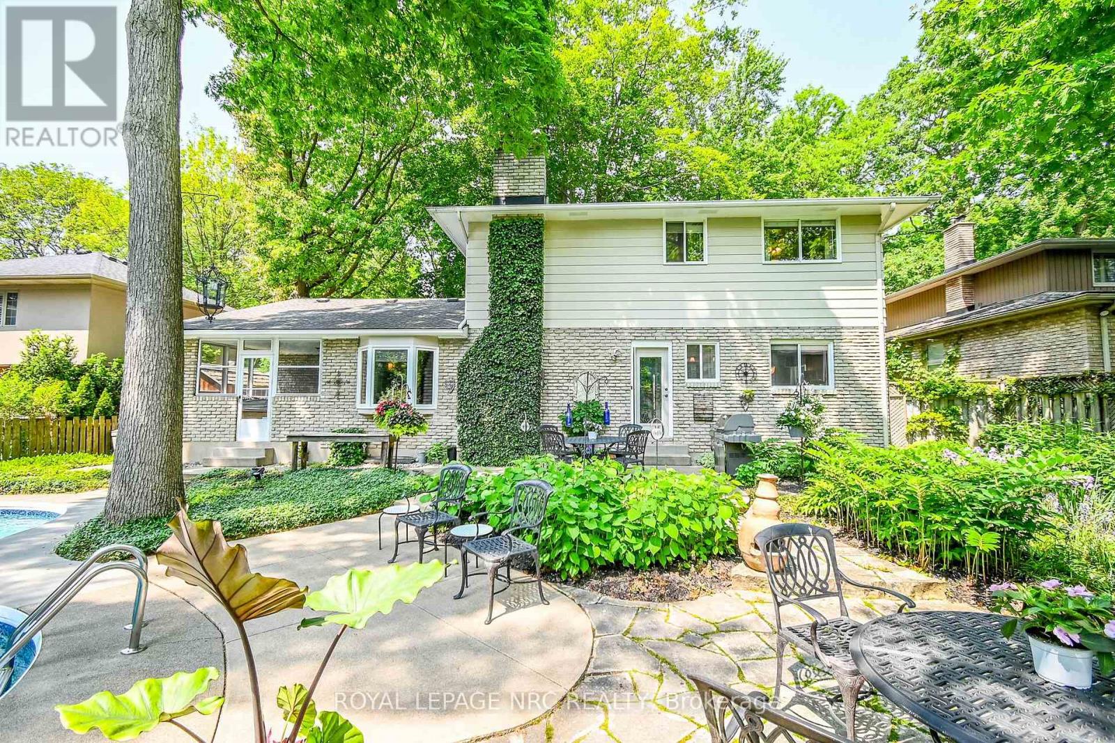 7077 Ridgewood Crescent, Niagara Falls (Casey), Ontario  L2J 2C2 - Photo 40 - X12204456