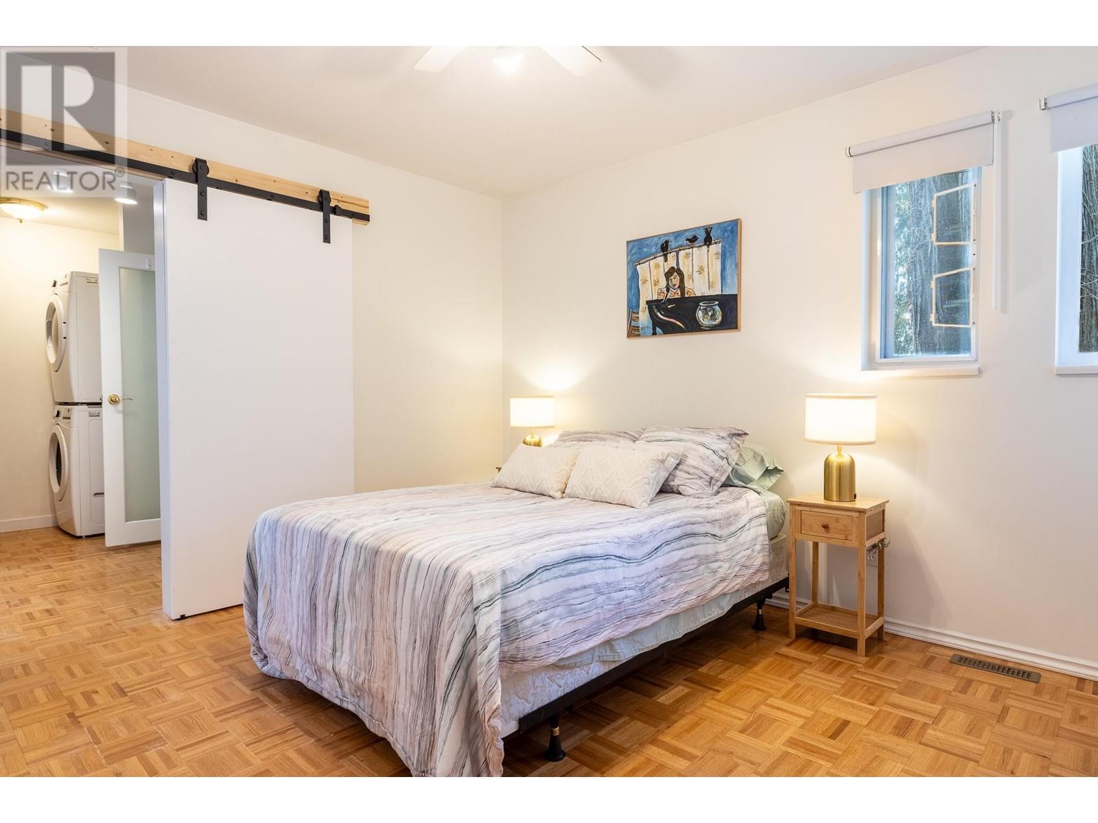 511 Central Avenue, Gibsons, British Columbia  V0N 1V1 - Photo 23 - R3012638