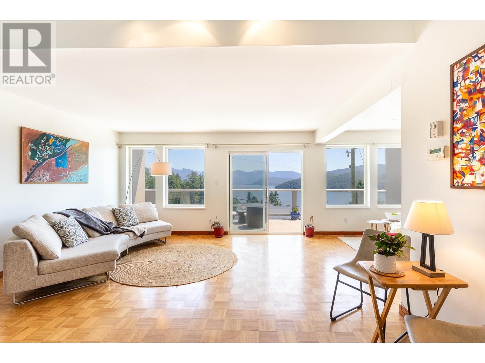 511 Central Avenue, Gibsons, British Columbia  V0N 1V1 - Photo 6 - R3012638