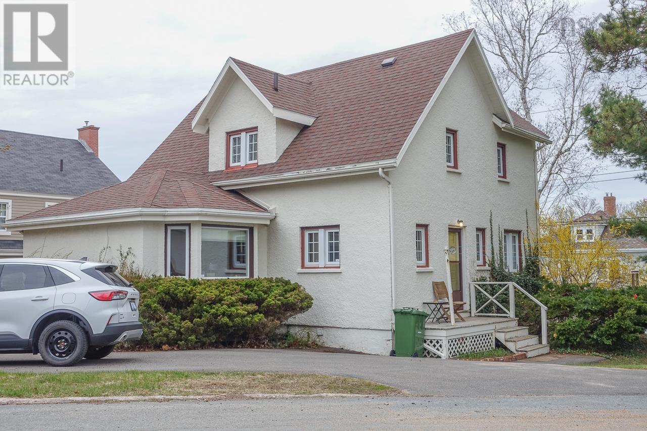 Property at 14 Academy Street image 3