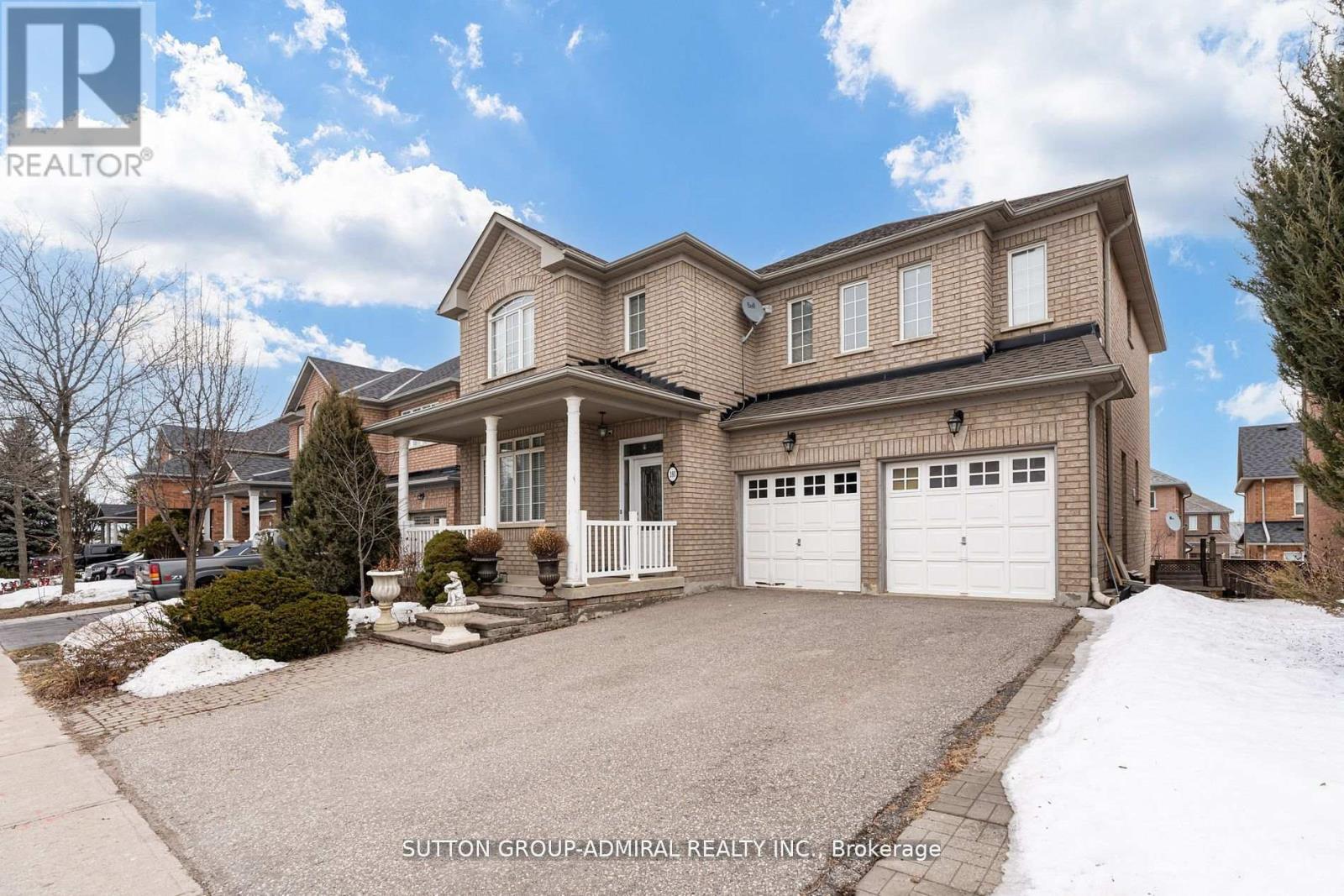 393 Coachwhip Trail, Newmarket, Ontario  L3X 2R2 - Photo 1 - N12204464