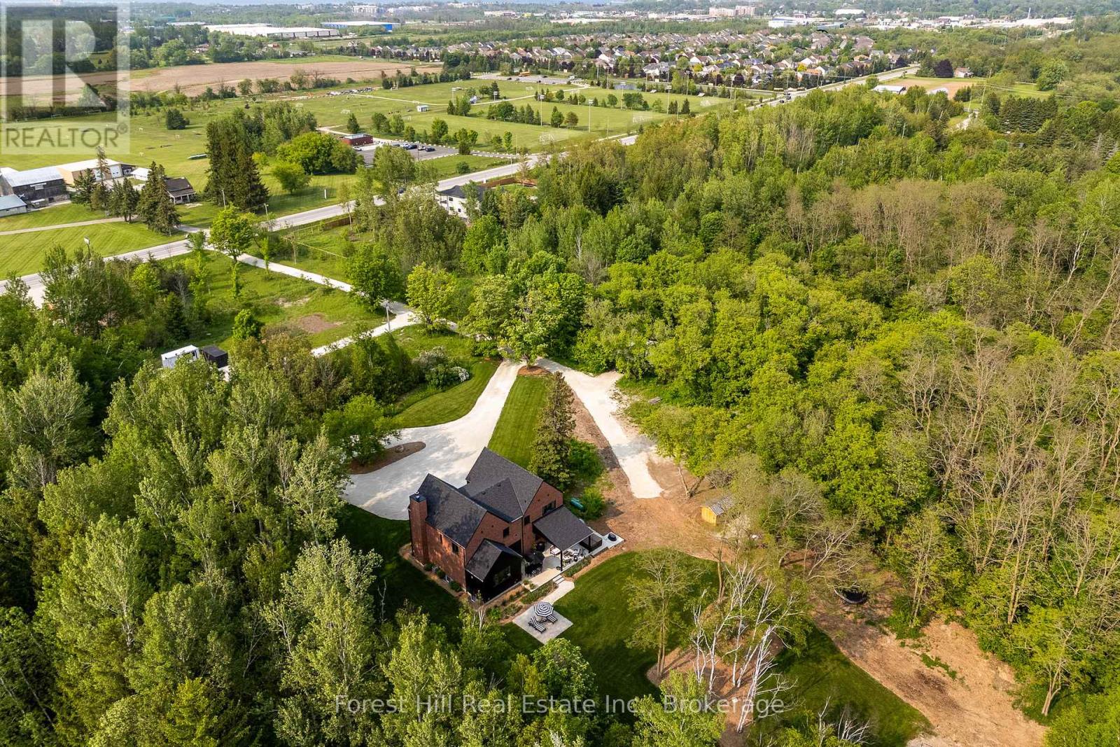 854 Sixth Street, Clearview, Ontario  L9Y 3Y9 - Photo 43 - S12196016