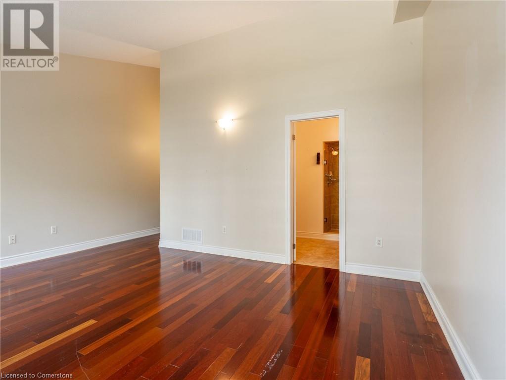 399 Martha Street, Burlington, Ontario  L7R 0A5 - Photo 30 - 40736678
