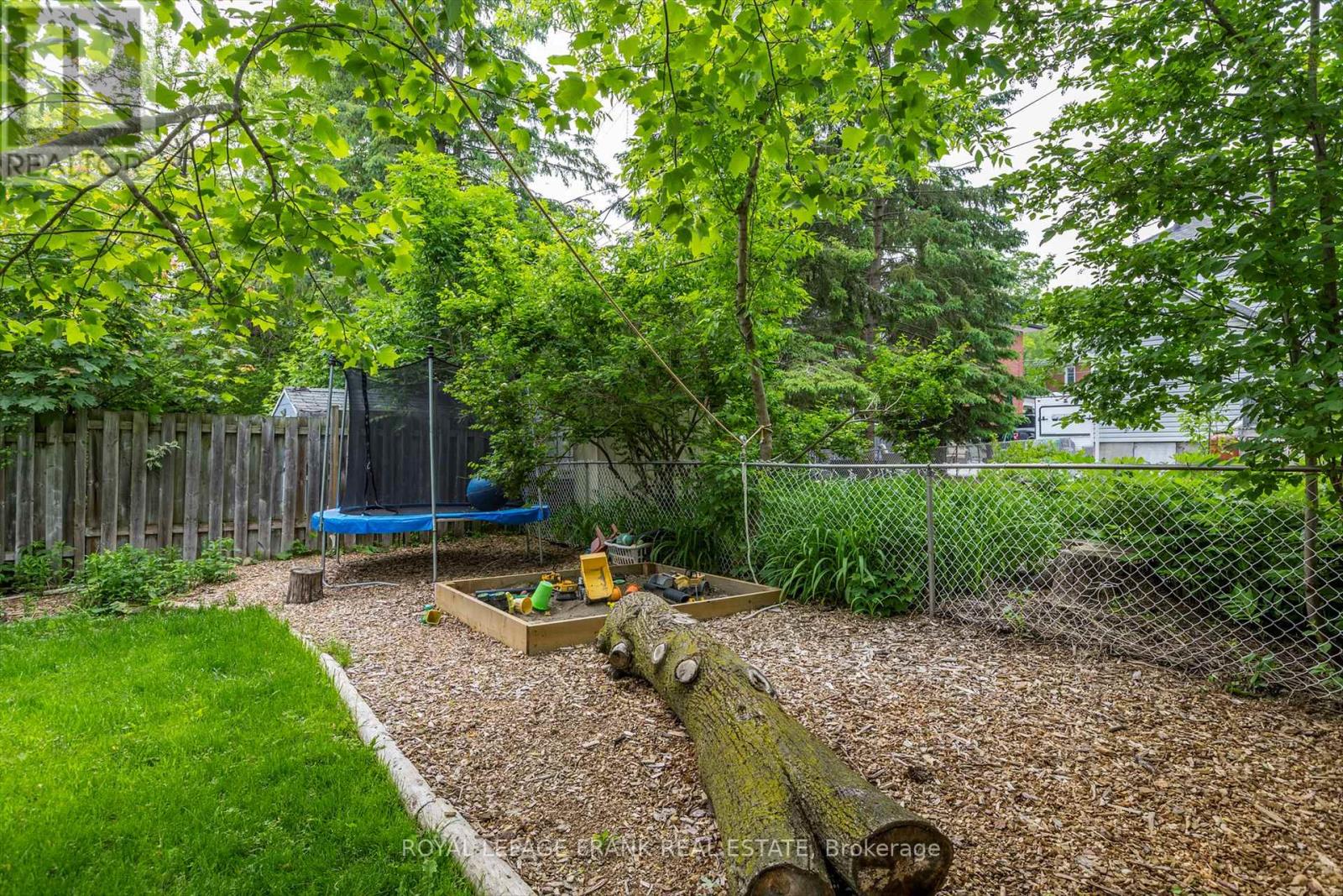 224 Munroe Avenue, Peterborough East, Ontario  K9H 1H8 - Photo 43 - X12204522