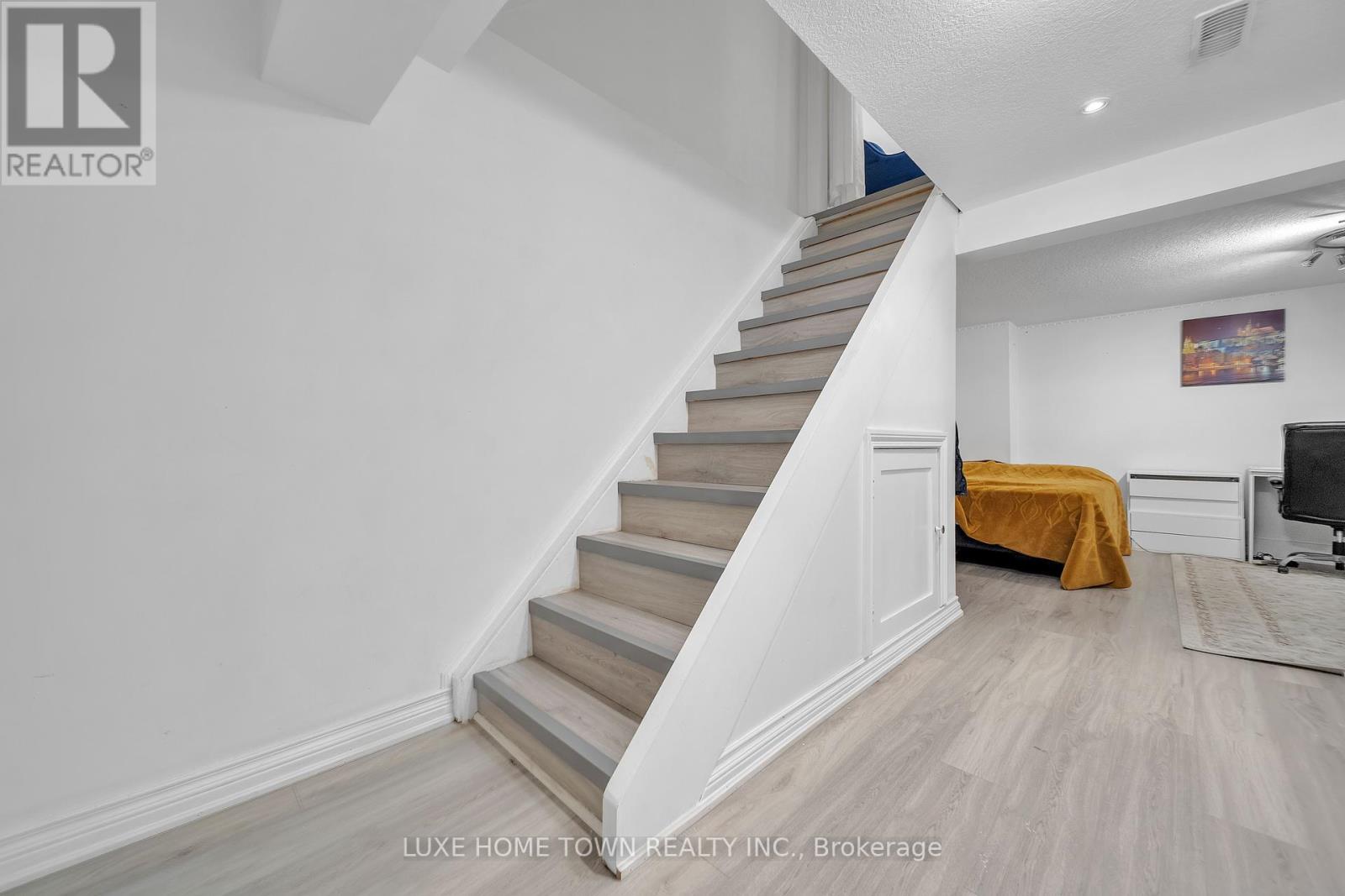 506 Halberstadt Circle, Cambridge, Ontario  N2H 5J7 - Photo 32 - X12204469