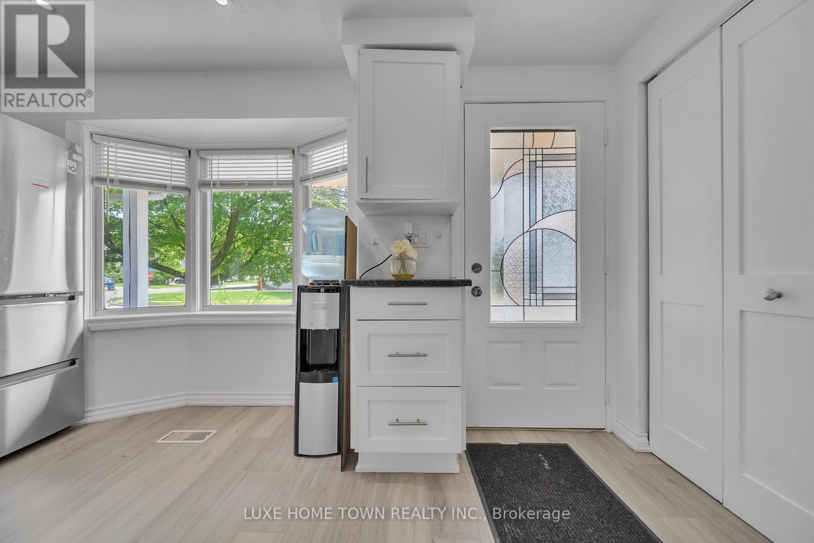 506 Halberstadt Circle, Cambridge, Ontario  N2H 5J7 - Photo 7 - X12204469