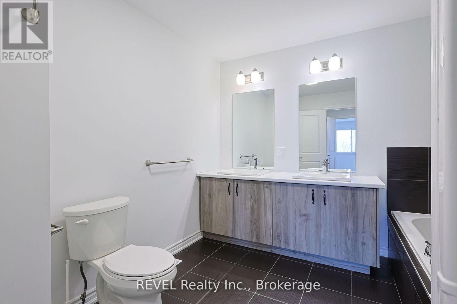 139 Caroline Street, Welland, Ontario  L3B 0K1 - Photo 27 - X12204553