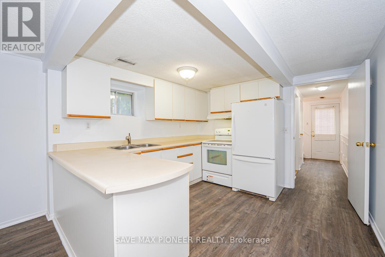 122 Centre Street N, Brampton, Ontario  L6V 2Z3 - Photo 18 - W12202284