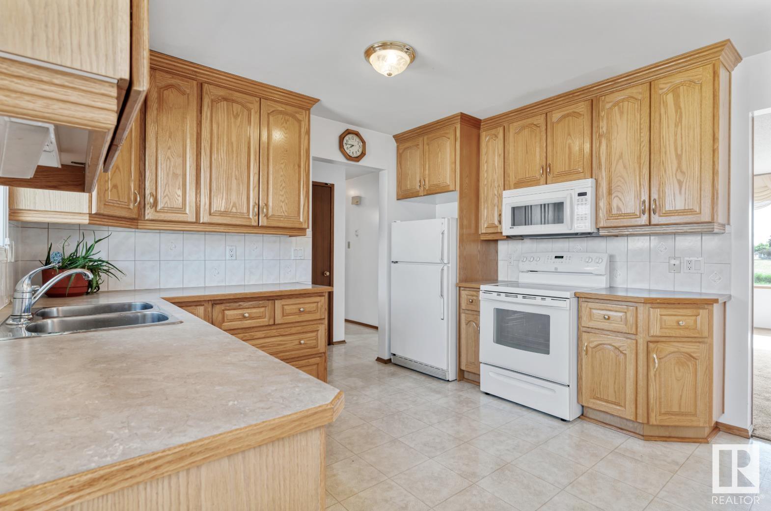 13320 94 Street Nw, Edmonton, Alberta  T5E 3V8 - Photo 16 - E4441107