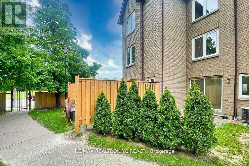 97 - 735 New Westminster Drive, Vaughan, Ontario  L4J 7Y9 - Photo 33 - N12204519