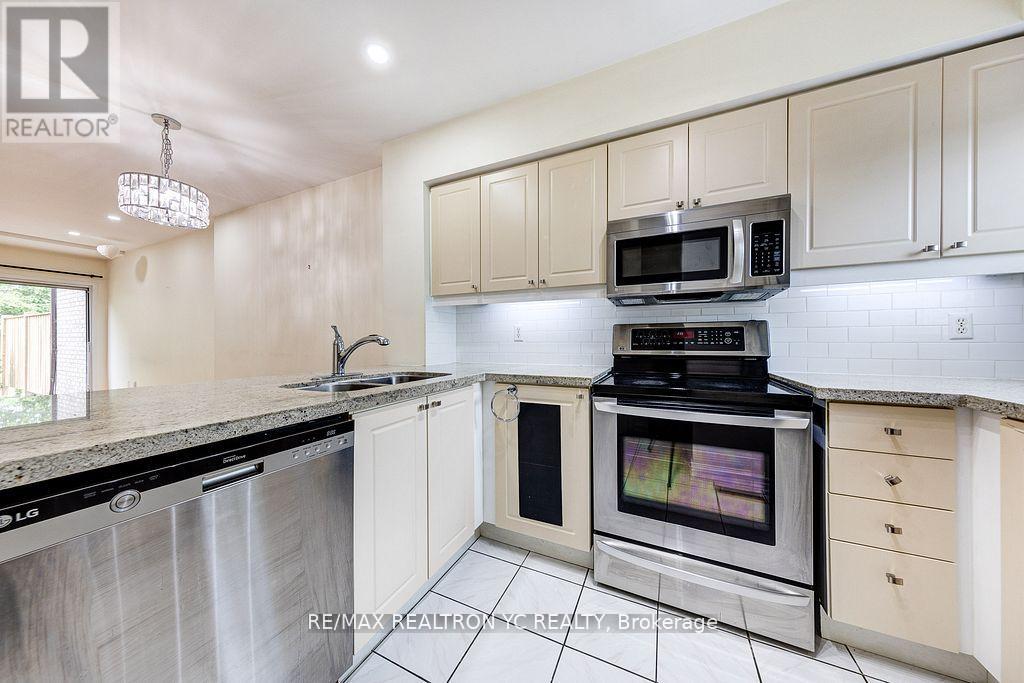 97 - 735 New Westminster Drive, Vaughan, Ontario  L4J 7Y9 - Photo 6 - N12204519
