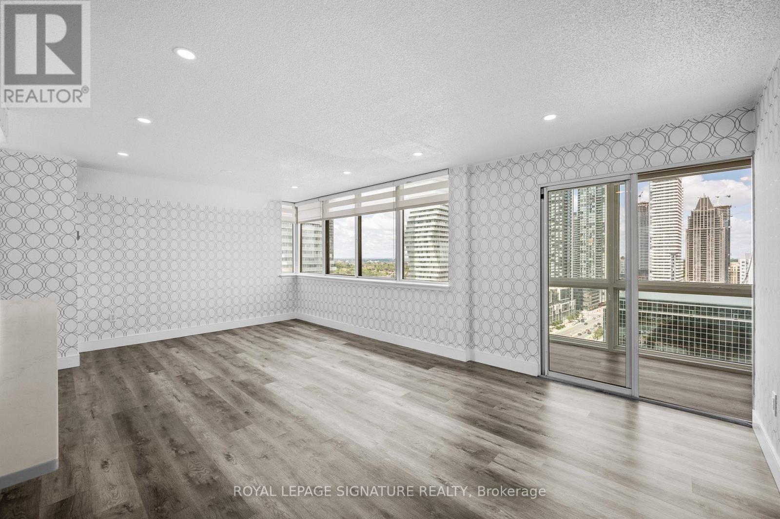 2301 - 350 Webb Drive, Mississauga (City Centre), Ontario  L5B 3W4 - Photo 10 - W12204496