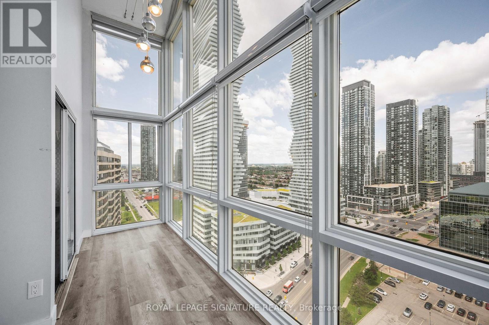 2301 - 350 Webb Drive, Mississauga (City Centre), Ontario  L5B 3W4 - Photo 21 - W12204496