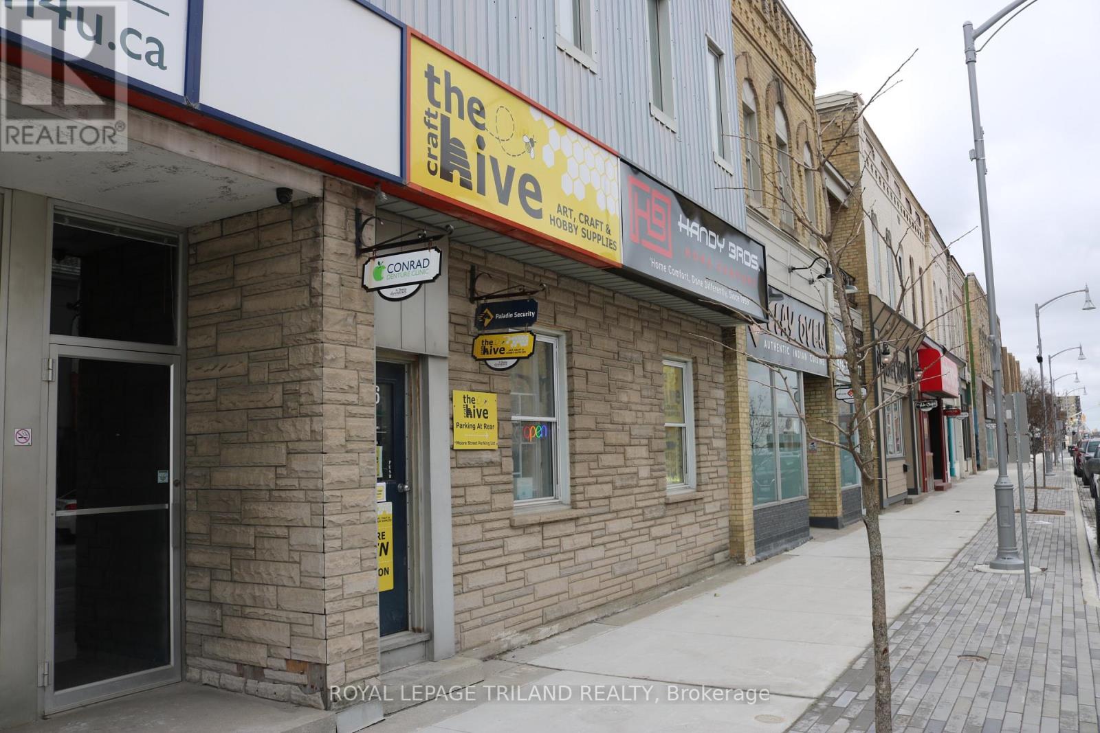 Main Floor - 656 Talbot Street, St. Thomas, Ontario  N5P 1C8 - Photo 7 - X12016380