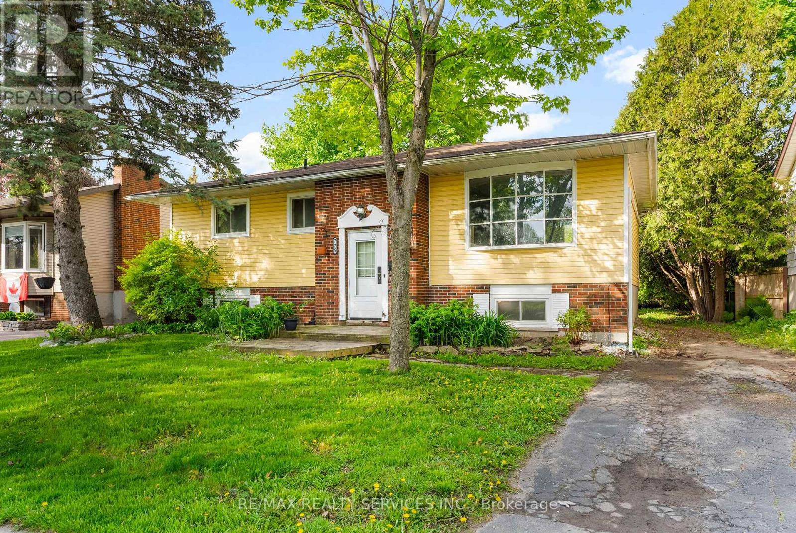 Property at 775 TUPPER STREET image 3