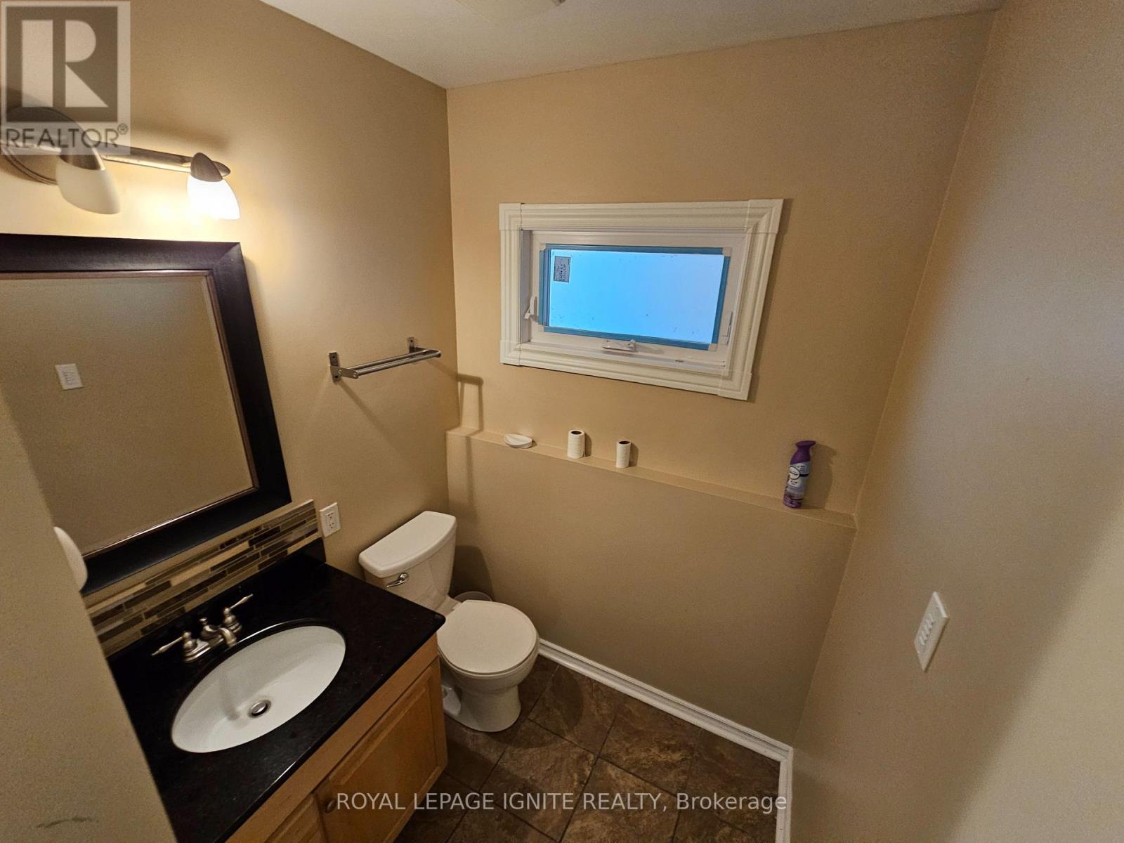 253 Woodland Drive N, Selwyn, Ontario  K9L 1P2 - Photo 11 - X12204506