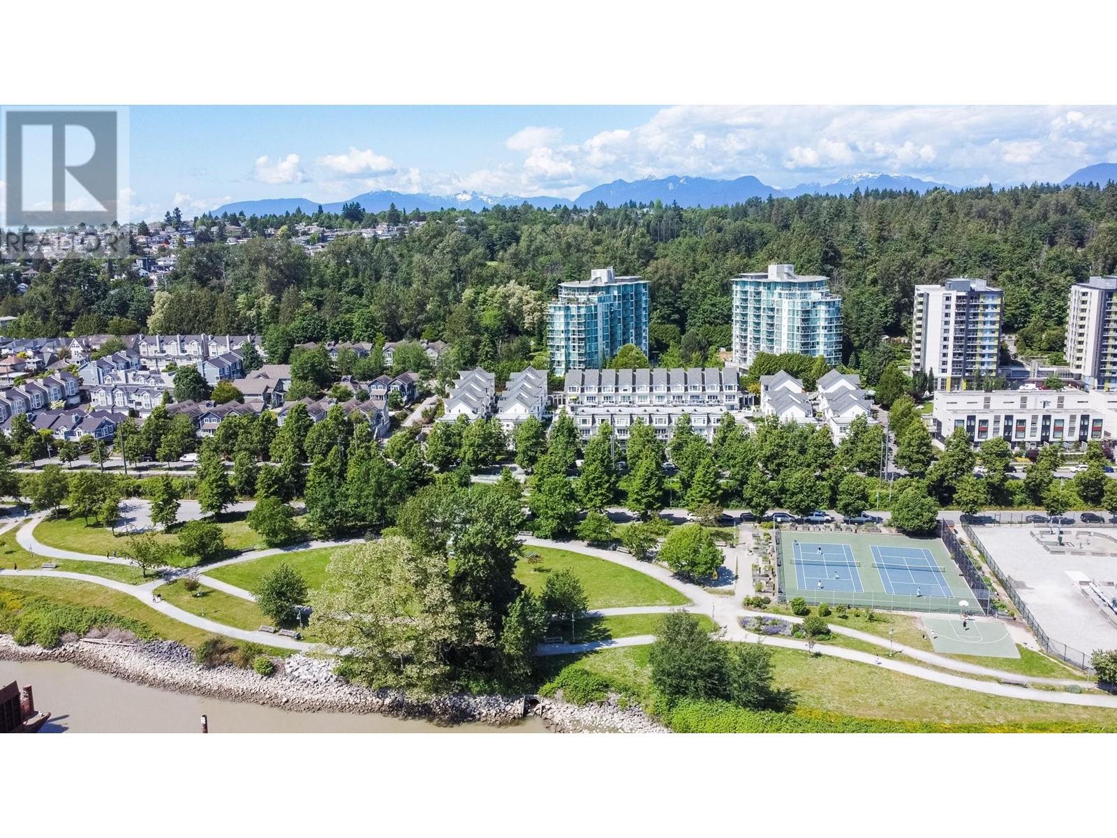 206 2733 CHANDLERY PLACE, Vancouver, British Columbia