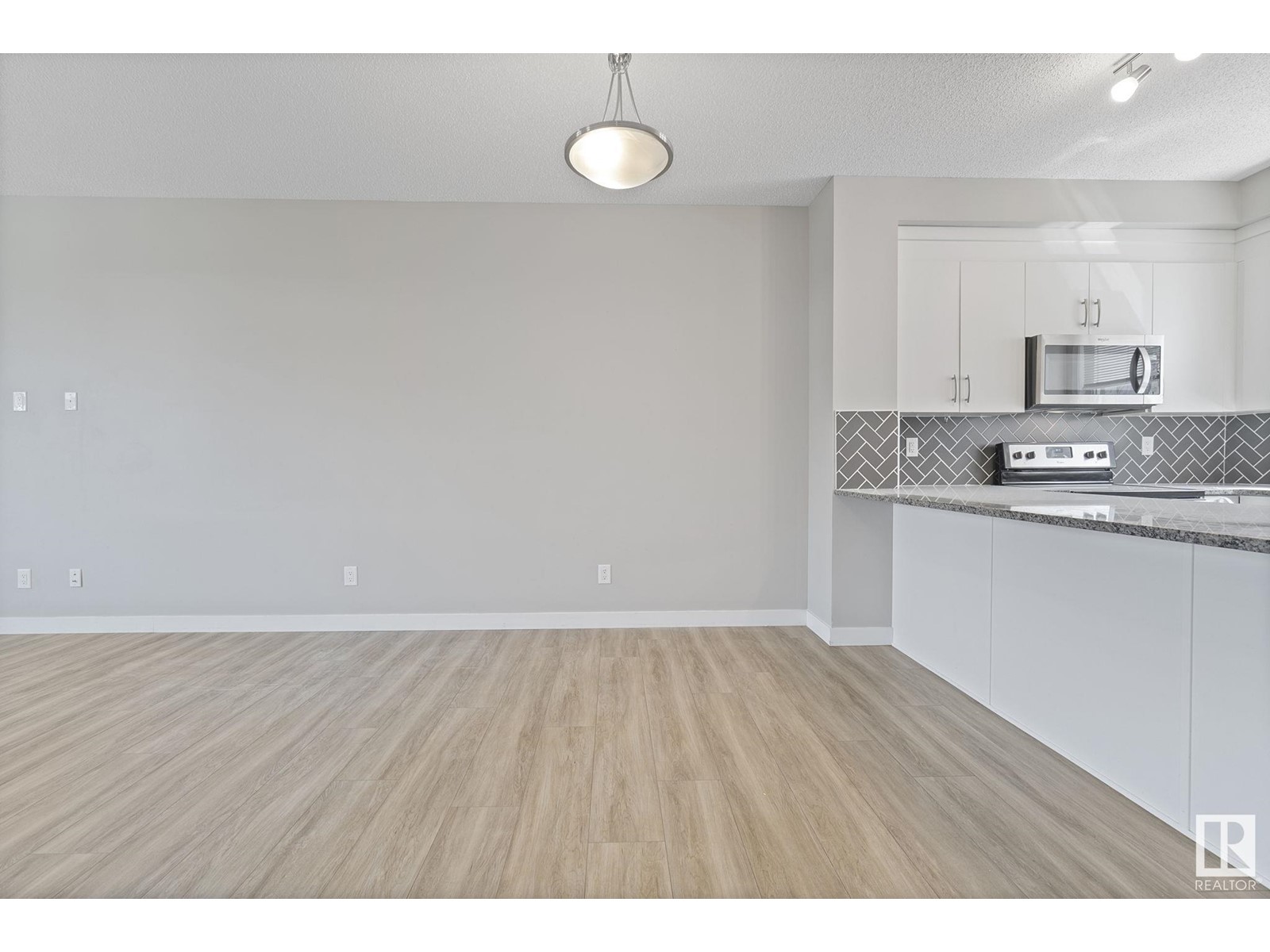 Property at #82 16903 68st NW NW image 3