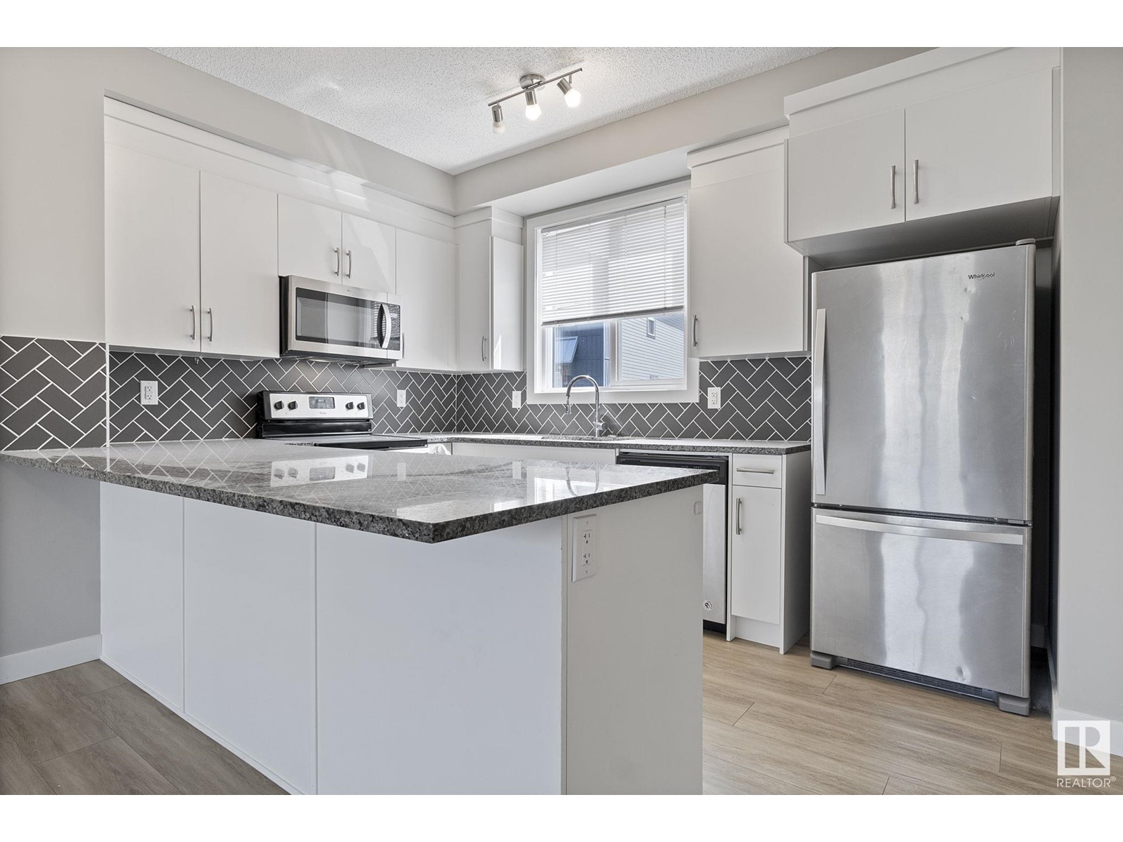 Property at #82 16903 68st NW NW image 5