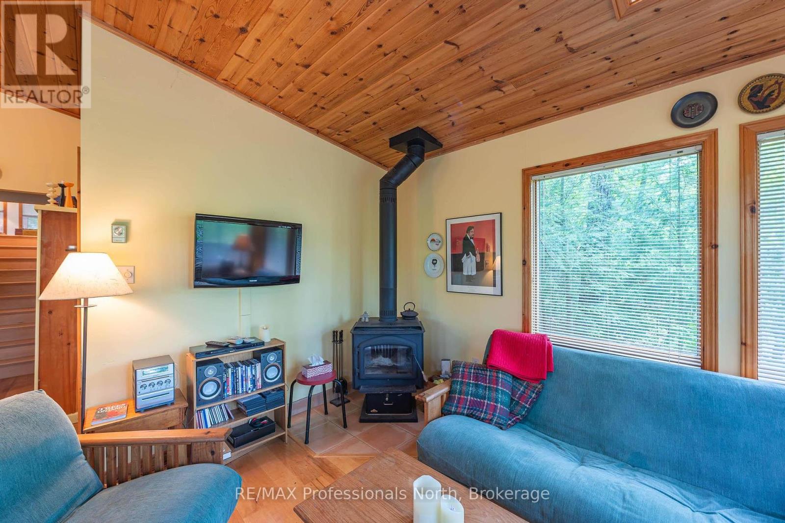 1023 Maiden Trail, Minden Hills (Anson), Ontario  K0M 2K0 - Photo 12 - X12204572