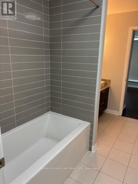 519 - 8 Mercer Street, Toronto, Ontario  M5V 0C4 - Photo 3 - C12203178