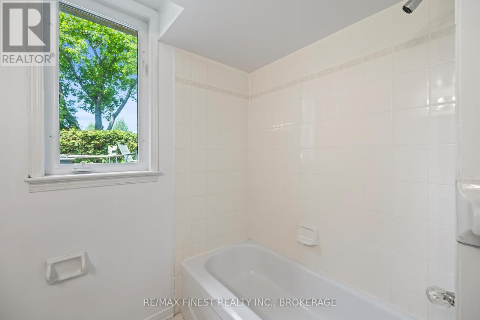941 Malvern Terrace, Kingston, Ontario  K7P 2Y6 - Photo 33 - X12203033