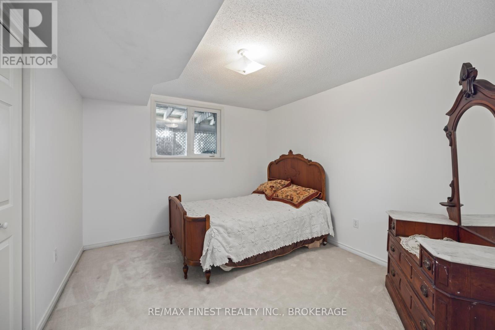941 Malvern Terrace, Kingston, Ontario  K7P 2Y6 - Photo 34 - X12203033
