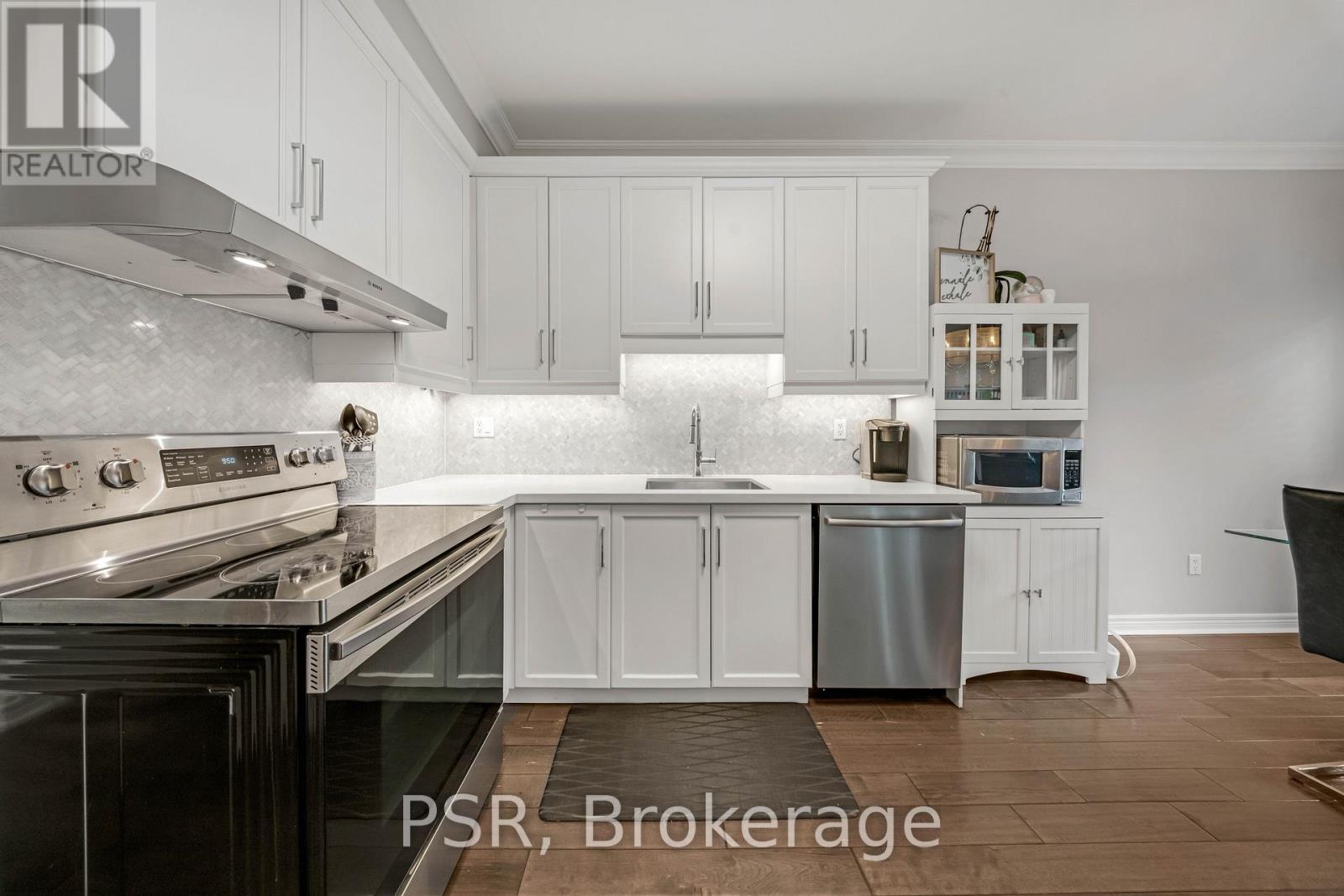 108 Villandry Crescent, Vaughan, Ontario  L6A 2X3 - Photo 13 - N12204562