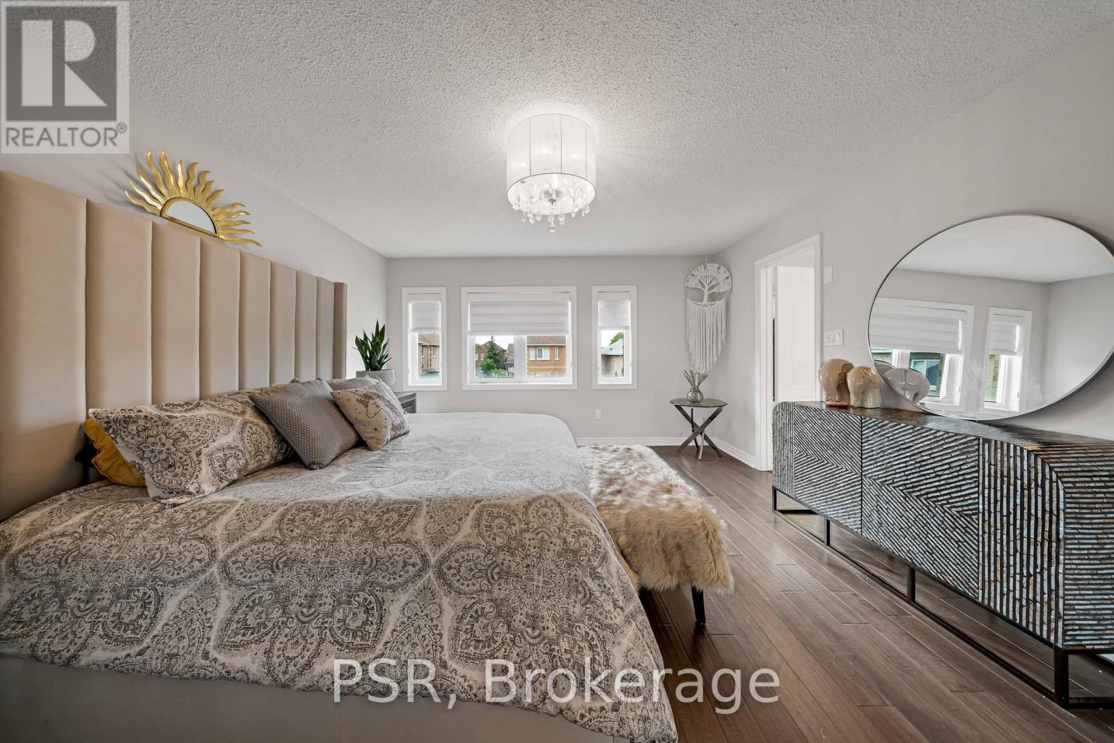 108 Villandry Crescent, Vaughan, Ontario  L6A 2X3 - Photo 24 - N12204562