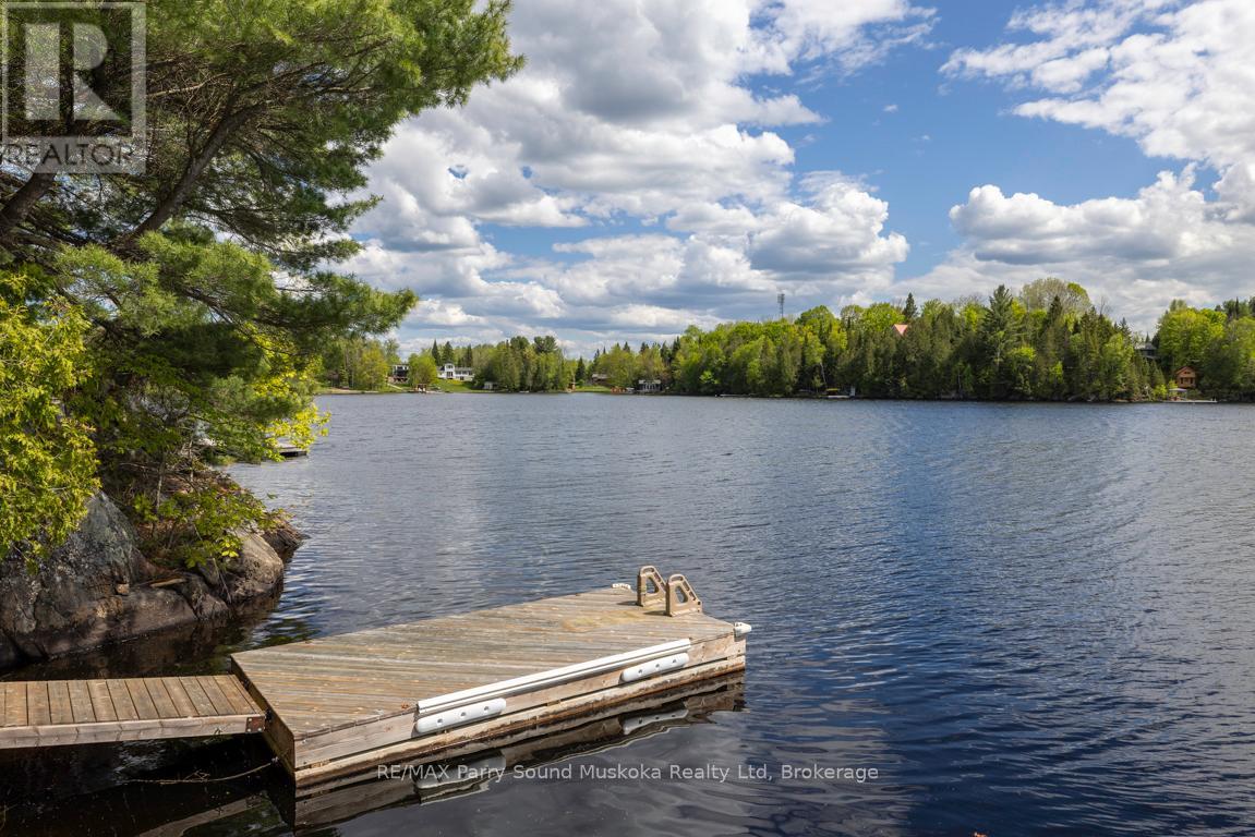 213 Dunchurch Estates Road, Whitestone, Ontario  P0A 1G0 - Photo 2 - X12178101