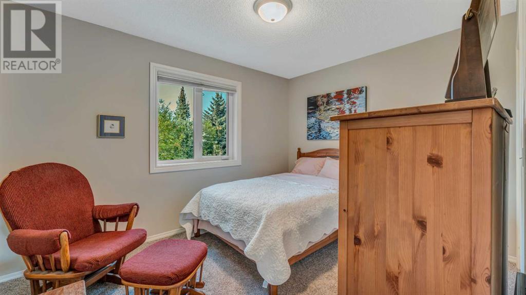 14 Simcrest Grove Sw, Calgary, Alberta  T3H 4J9 - Photo 42 - A2226750