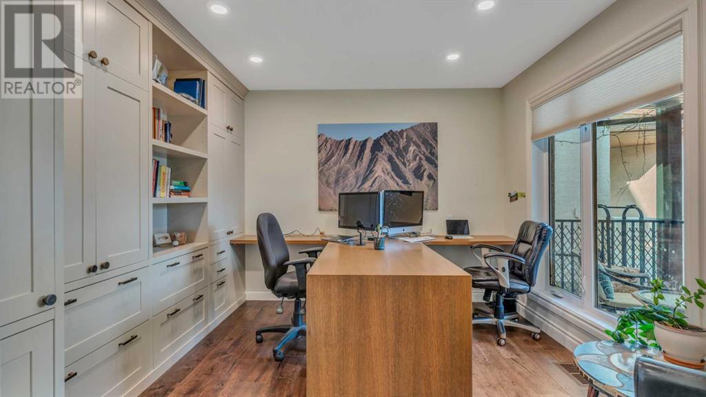 14 Simcrest Grove Sw, Calgary, Alberta  T3H 4J9 - Photo 5 - A2226750