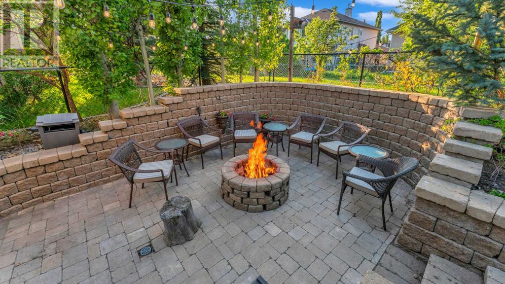 14 Simcrest Grove Sw, Calgary, Alberta  T3H 4J9 - Photo 24 - A2226750