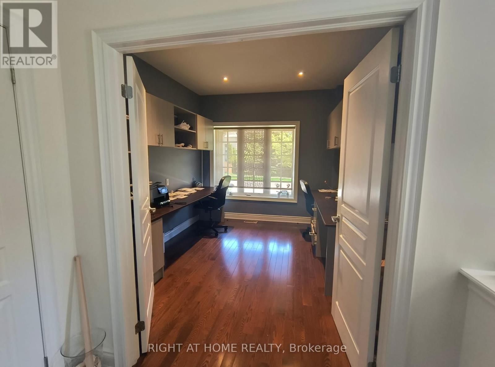 Property at 462 WORTHINGTON AVENUE image 4