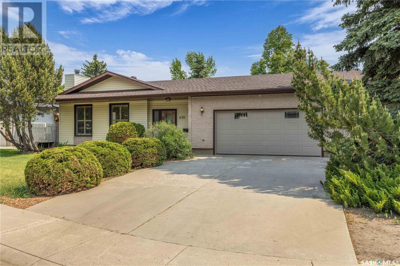 410 AE Adams WAY, Saskatoon, Saskatchewan