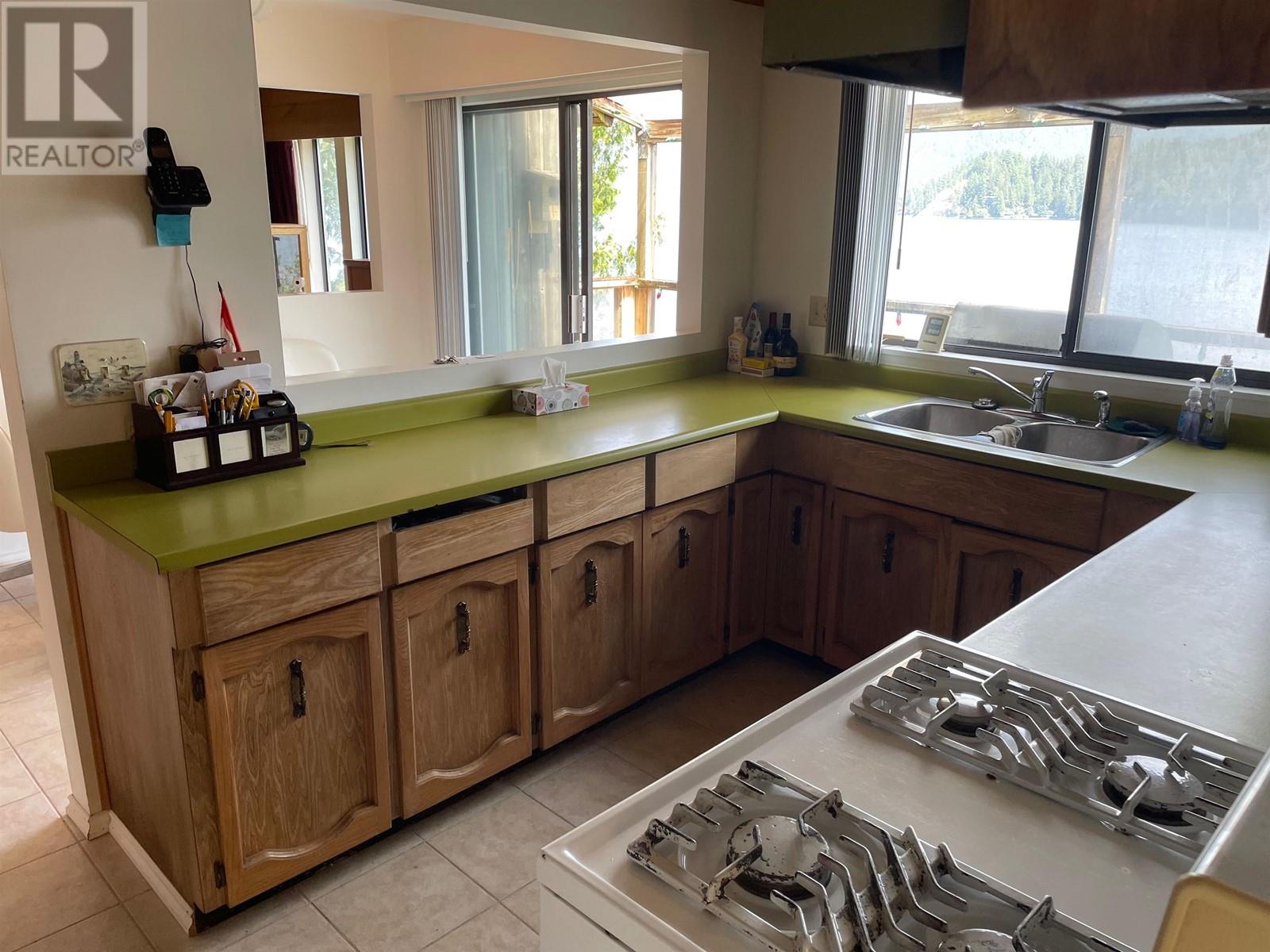 1922 Cardinal Crescent, North Vancouver, British Columbia  V7G 1Y4 - Photo 15 - R3009971