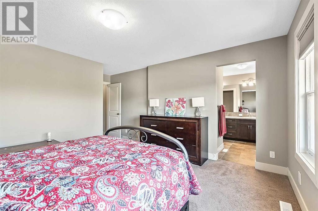 16 Drake Landing Row, Okotoks, Alberta  T1S 0G9 - Photo 28 - A2224696