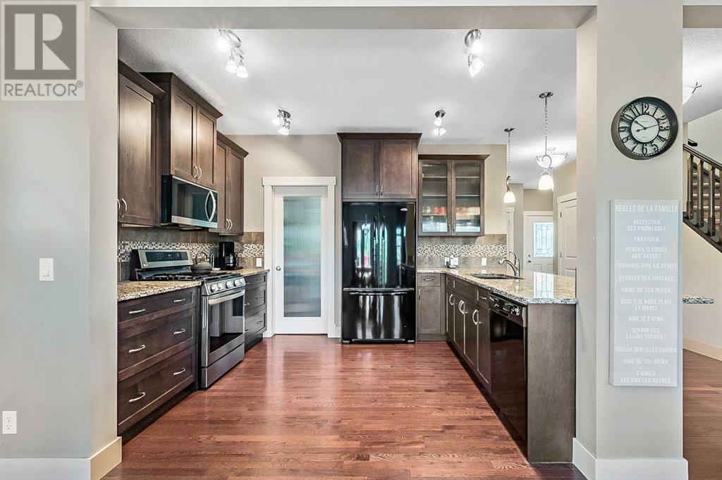 16 Drake Landing Row, Okotoks, Alberta  T1S 0G9 - Photo 8 - A2224696