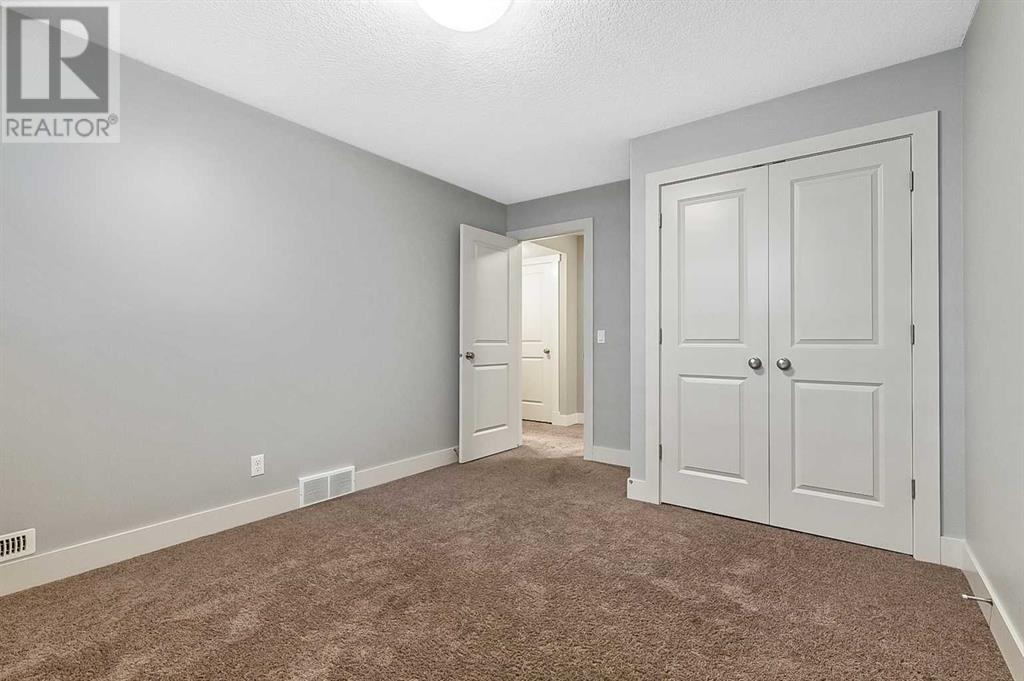 16 Drake Landing Row, Okotoks, Alberta  T1S 0G9 - Photo 40 - A2224696