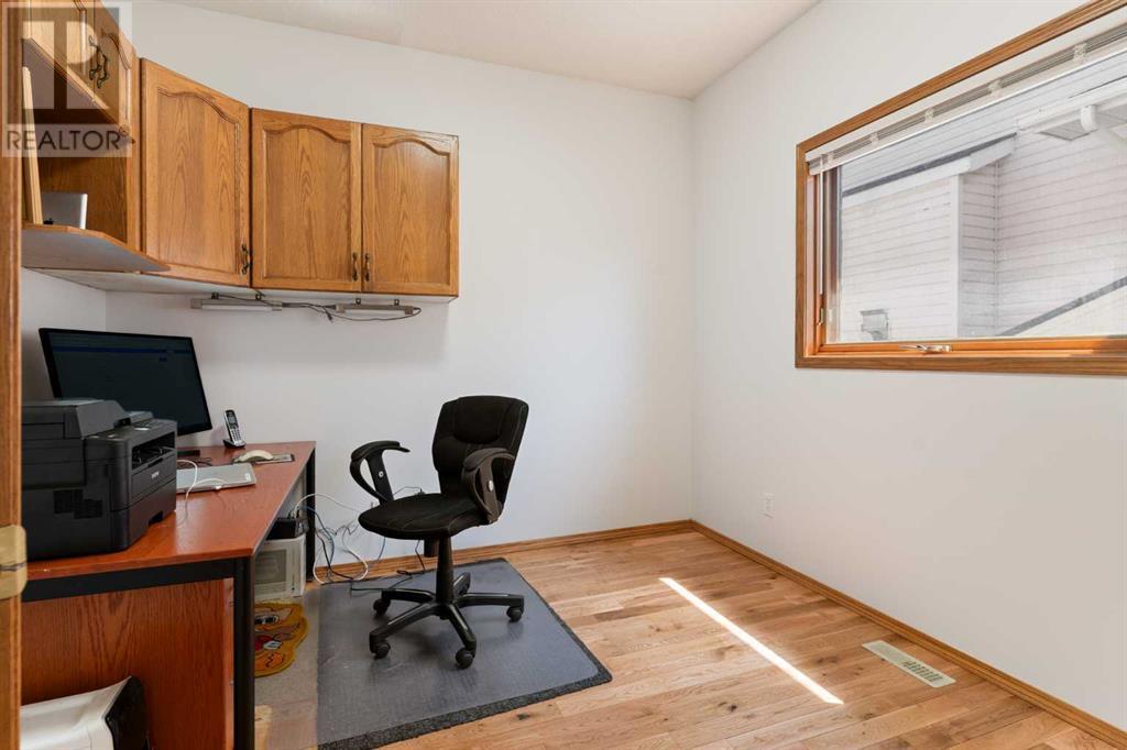 83 Edgebrook Circle Nw, Calgary, Alberta  T3A 5A4 - Photo 21 - A2227978