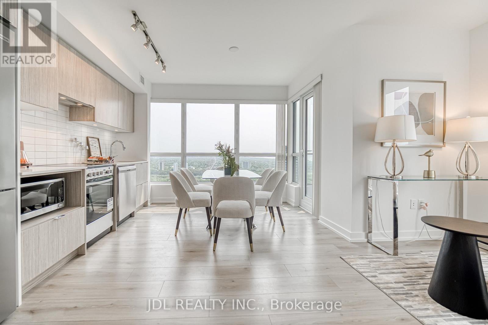 3910 - 395 Bloor Street E, Toronto, Ontario  M4W 1H7 - Photo 3 - C12204595