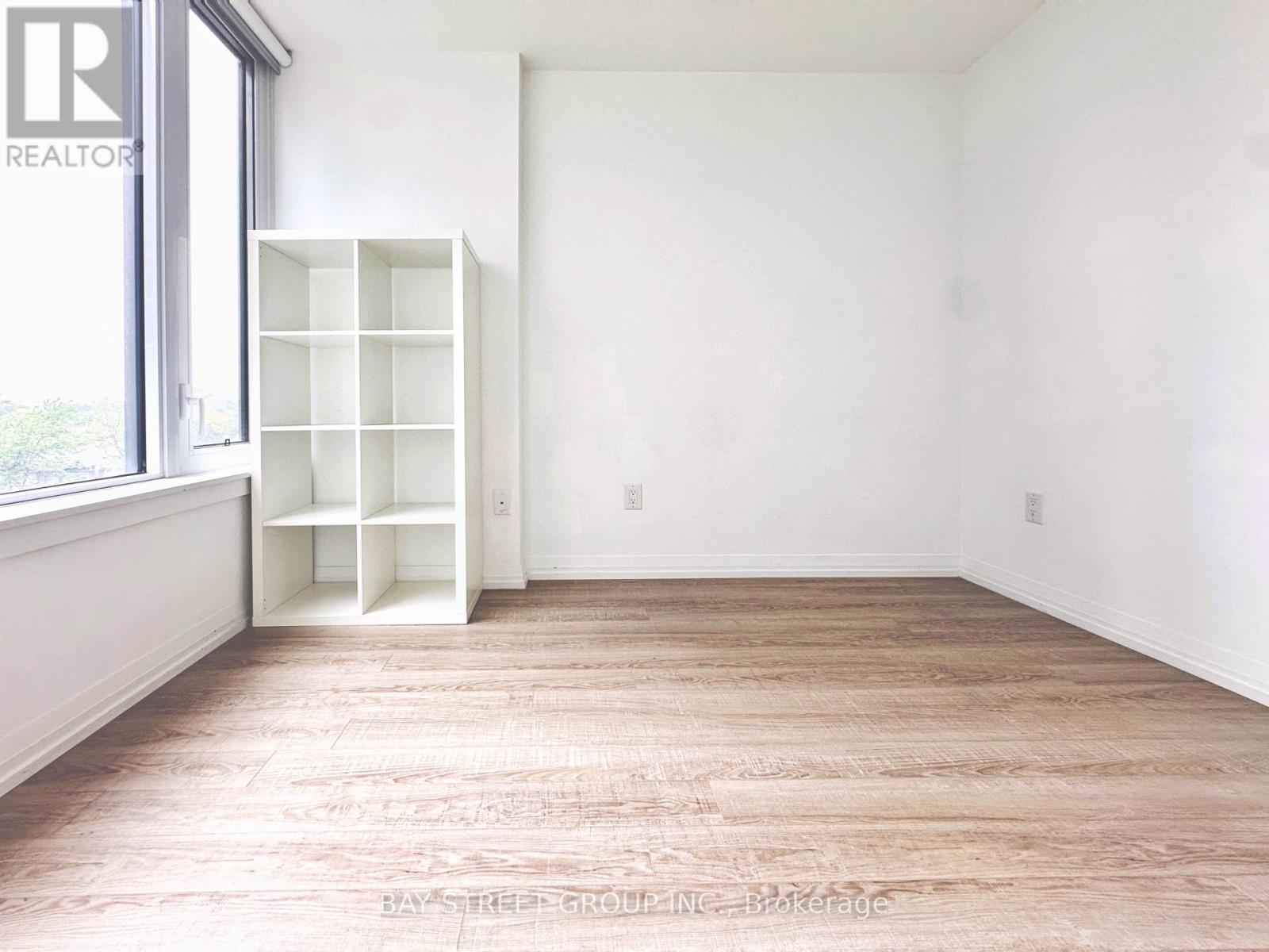707 - 75 Canterbury Place, Toronto, Ontario  M2N 2N1 - Photo 15 - C12204637
